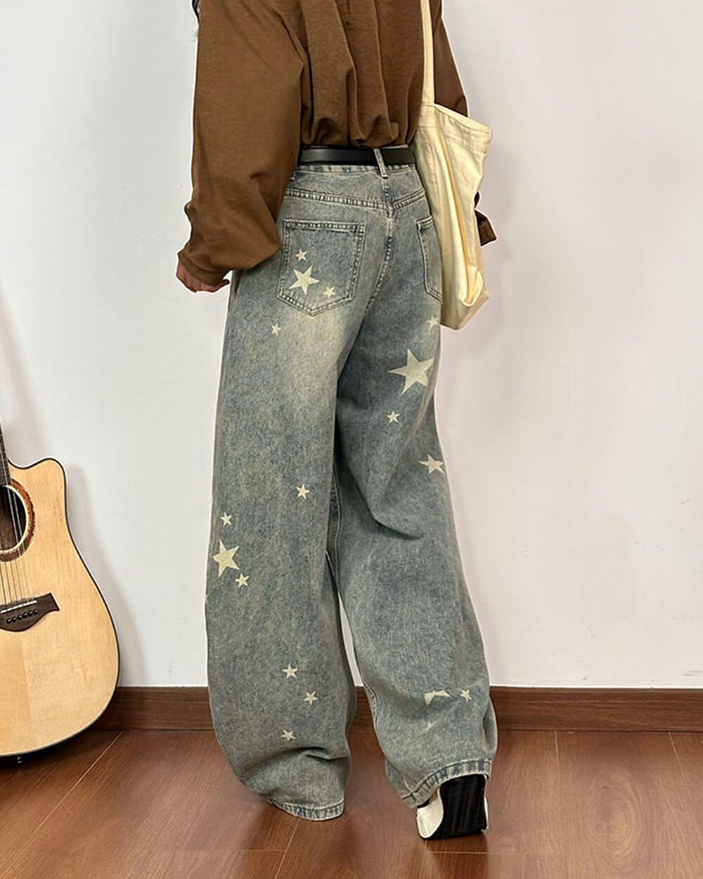 Loose Fit Star Pattern Baggy Jeans